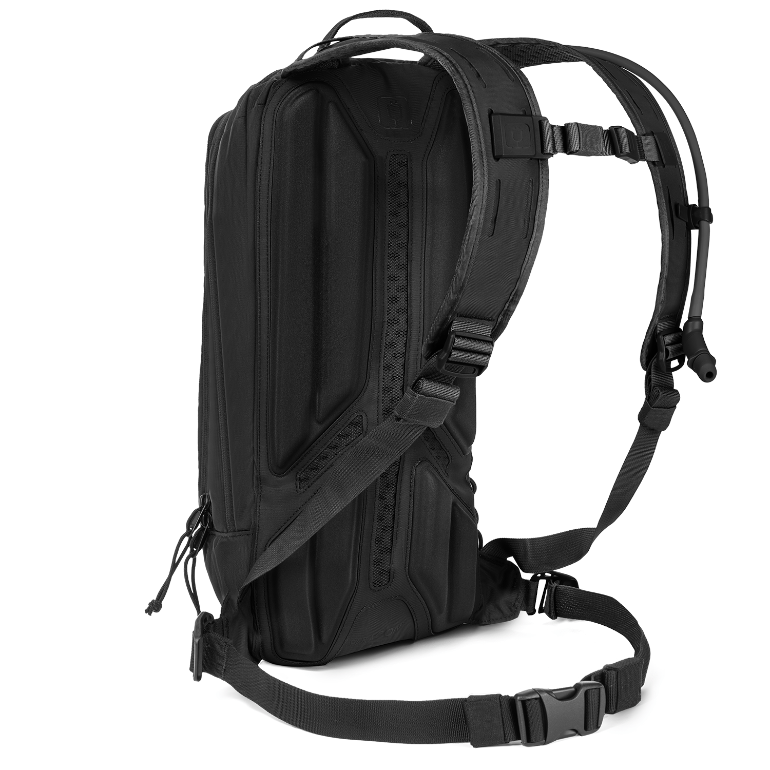 paragon-hydration-pack-o6 Paragon_Black_Quarter.png