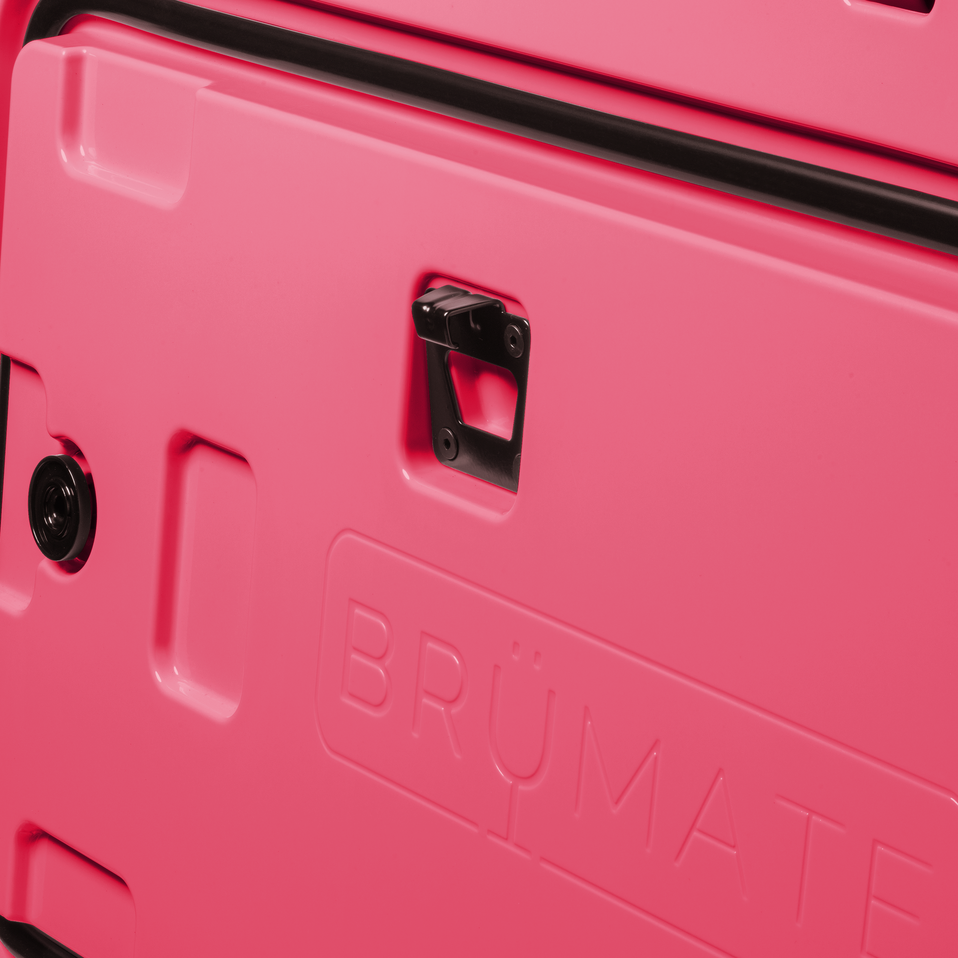 brutank-p4 brutank-55qt-neonpink-bottle-opener.png