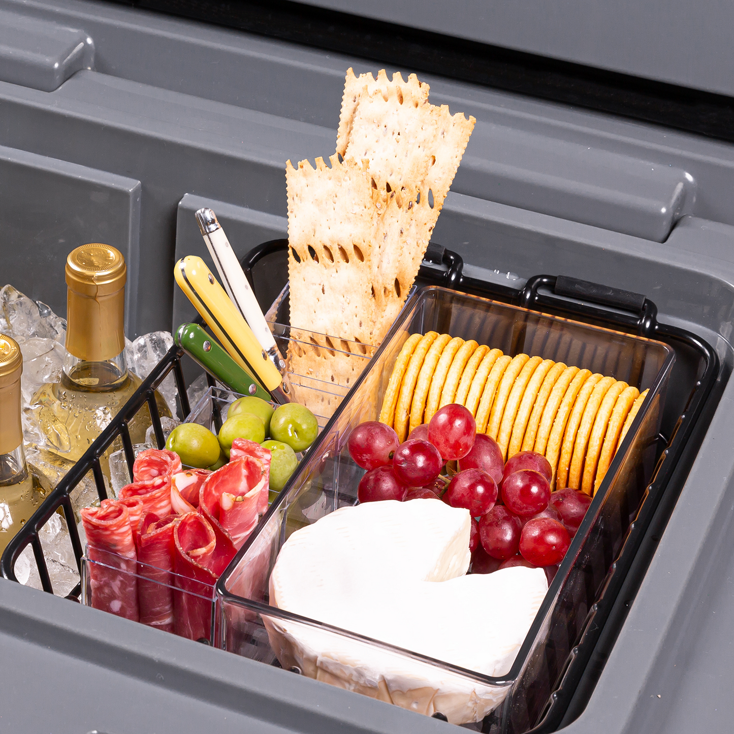 brutank-35qt-55qt-dry-rack-v9 brutank-dry-rack_accessory_alt-1.png